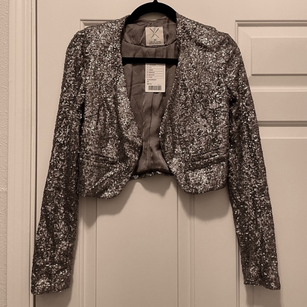 NEW Pins & Needles Urban Outfitters Silver Sequin Cropped Jacket XS